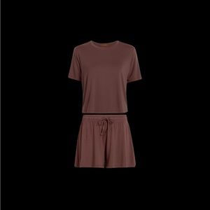 Brand New in Box XL NUUDS Cooling Chocolate pajama set.